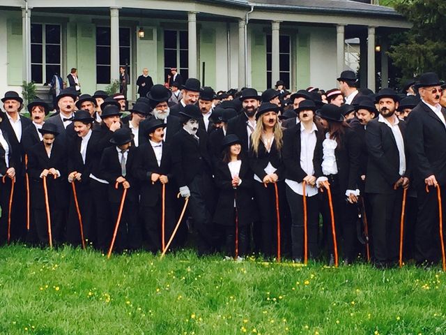 Двійники Чарлі Чапліна встановили світовий рекорд: яскраві фото - фото 160185