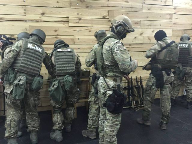 Українські антикорупційні командос носять американське - фото 167817