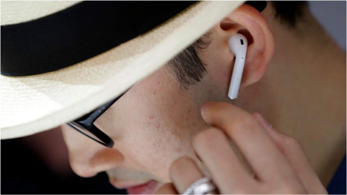 AirPods - фото 1