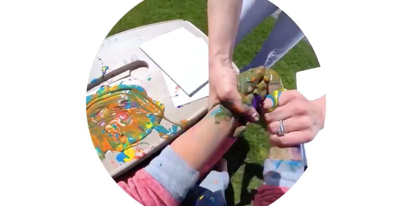 Cвіт очима дитини в Snapchat окулярах: кумедне відео