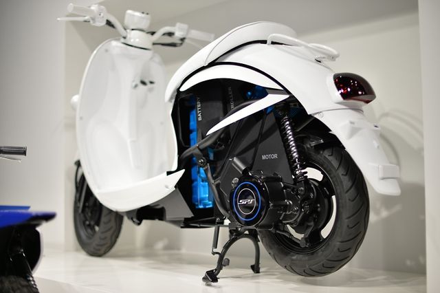 Сезон стартував! Як обрати ідеальний скутер - фото 163947