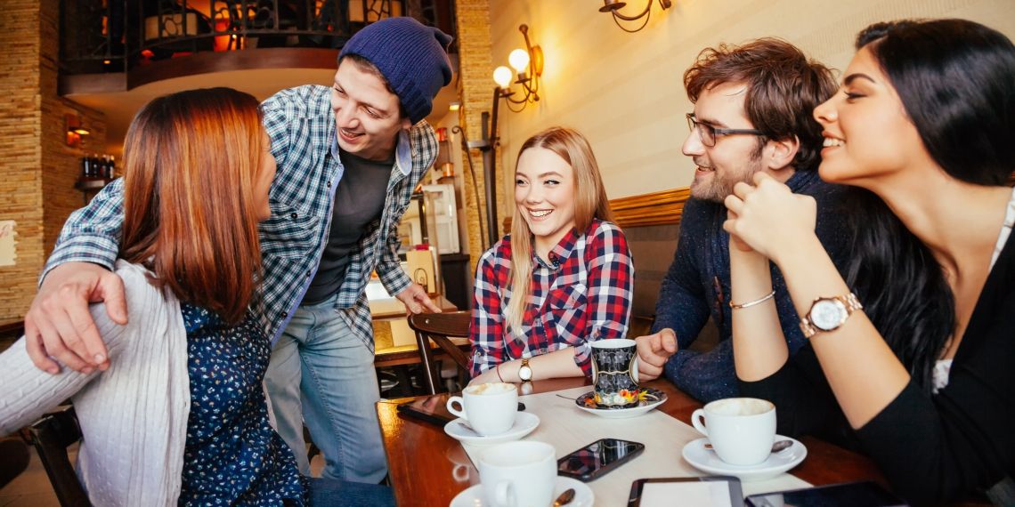 П'ять причин, чому після 30 ми втрачаємо старих друзів