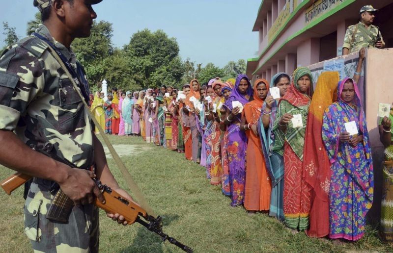 Як виглядають звичайні будні Індії: вражаючі фото