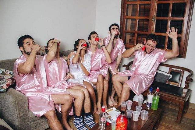 Ось що трапляється, коли на дівич-вечір приходять хлопці: кумедні фото - фото 168103