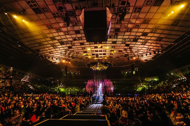 Як пройшов найбільш видовищний концерт Джамали в Києві: фотозвіт - фото 166291
