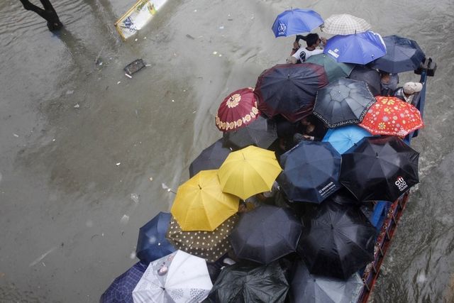 Це – життя у найбільш заселеному місті світу - фото 167595