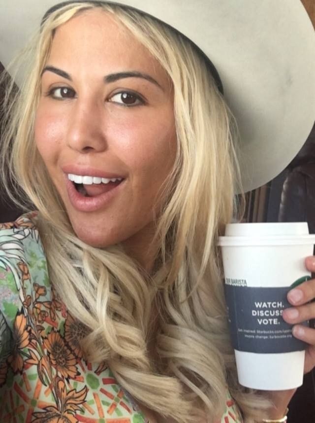 Американка зробила пластичні операції, щоб стати копією доньки Трампа - фото 168137