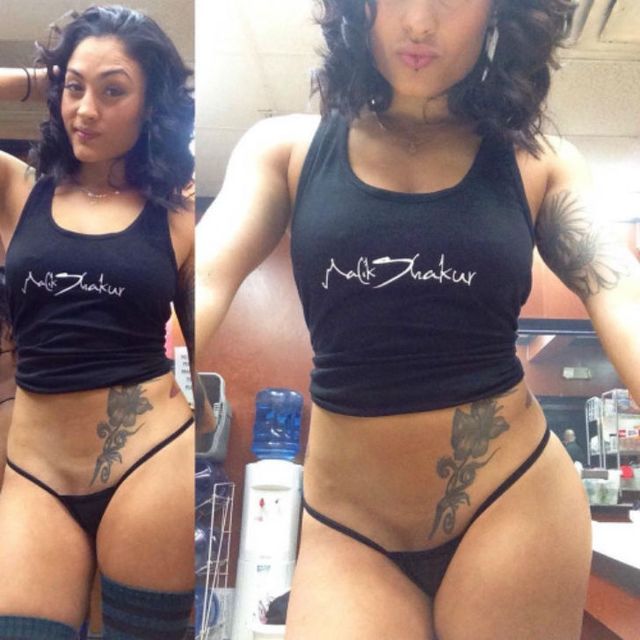 Що роблять стриптизерки у своїх гримерках: відверті фото (18+) - фото 167770