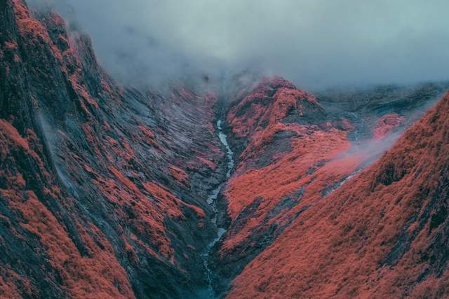 Незвичайна Аляска в інфрачервоному світлі: ефектні фото - фото 168211