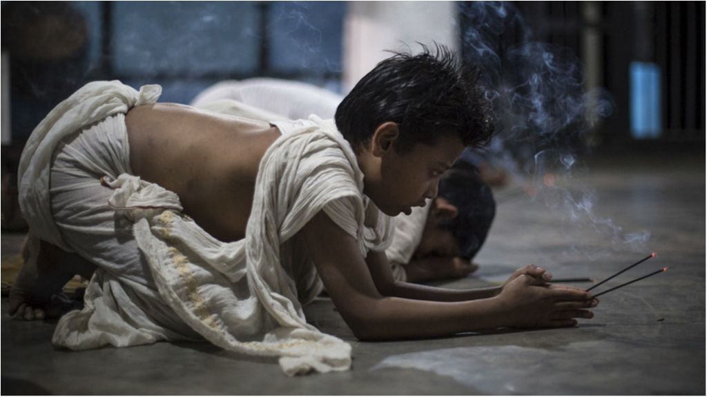 Монах - фото 1