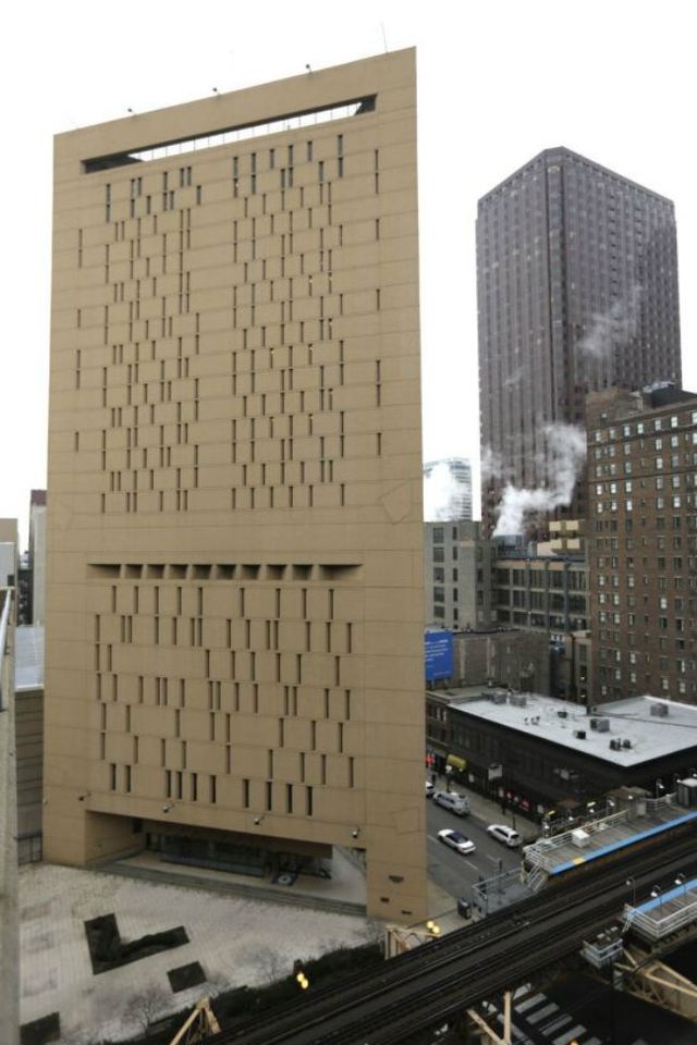 Такого ви ще не бачили: унікальна хмарочос-в'язниця у Чикаго - фото 168457