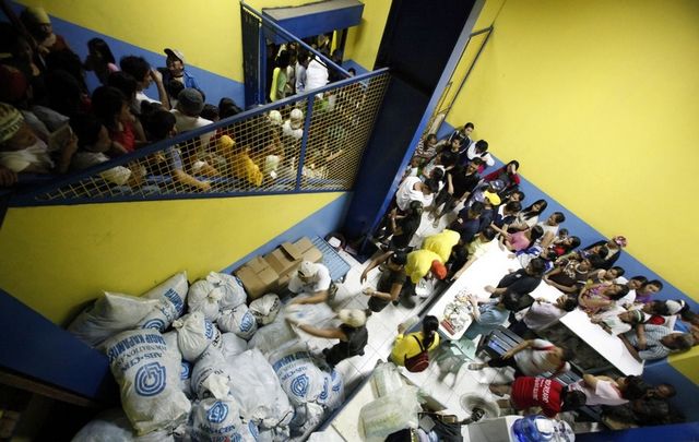 Це – життя у найбільш заселеному місті світу - фото 167590