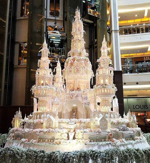 Як виглядають весільні торти в Індонезії: казкові фото - фото 169154