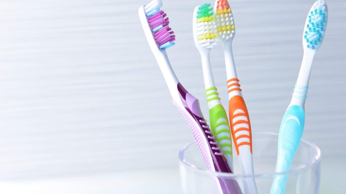 Несподівані факти про зубну щітку - фото 1