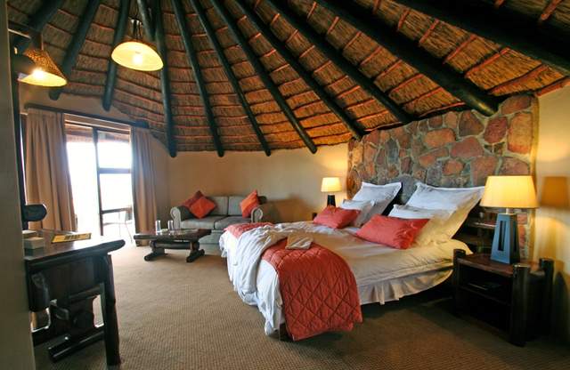 Як виглядає печерний готель у Південній Африці: ефектні фото - фото 170168