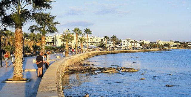 ТОП-10 найкращих напрямків туризму в Європі - фото 169240