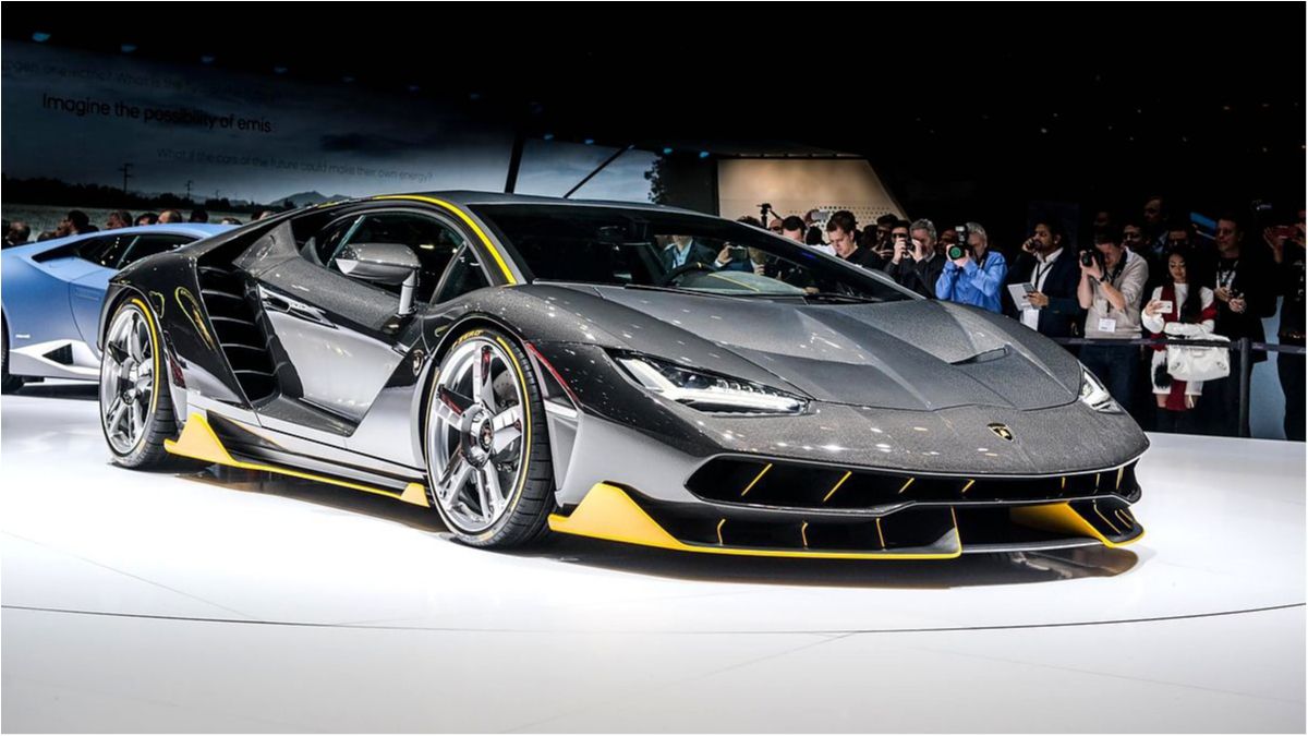 Перший розкішний Lamborghini Centenario з’явився у Великобританії