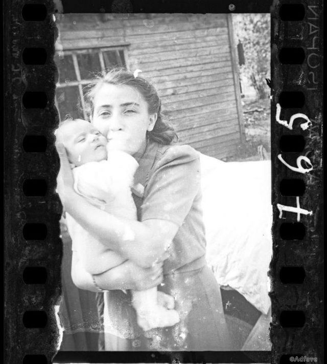 Єврейський фотограф показав світу унікальні знімки 1944-го року - фото 165364