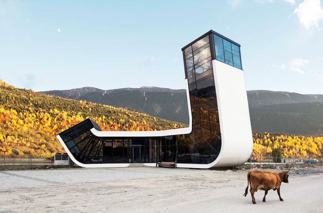 Незвичайні аеропорти світу: вражаючі фото - фото 165919