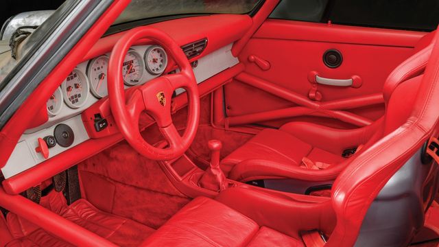 Унікальний Porsche 911 продали за два мільйони євро - фото 170462