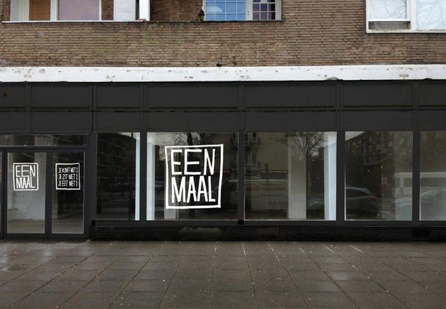 Як виглядає ресторан для тих, хто любить їсти на самоті - фото 164078