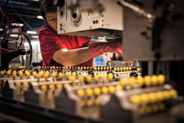 Таємниці виробництва Lego: вражаючі фото - фото 163474