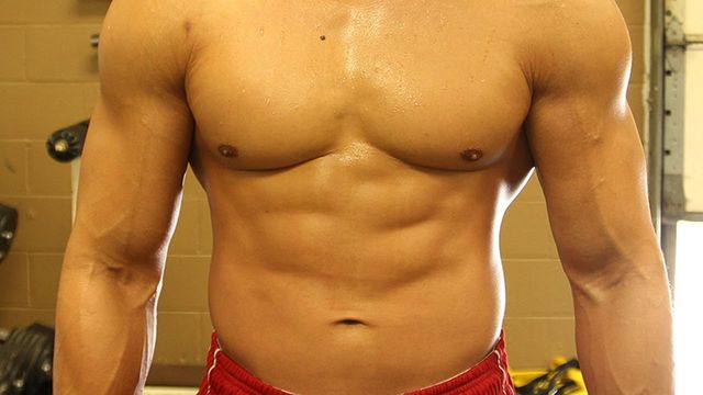 Як накачати потужні грудні м’язи у домашніх умовах? - фото 170432