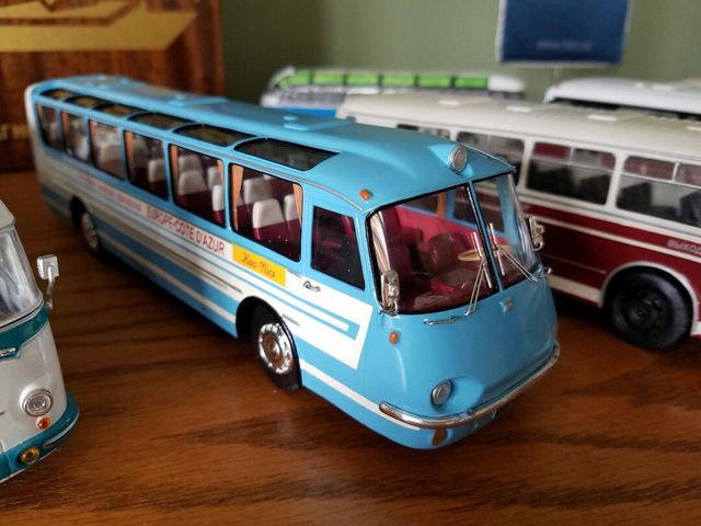 Футуризм по-українськи! Як виглядав неймовірний ЛАЗ - фото 164750