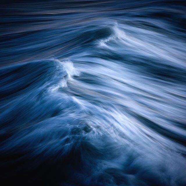 Фотограф створює дивовижні знімки морських хвиль - фото 168776