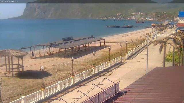 Як виглядає Крим на початку курортного сезону: шокуючі фото - фото 163627