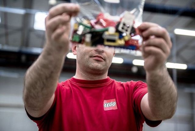 Таємниці виробництва Lego: вражаючі фото - фото 163464