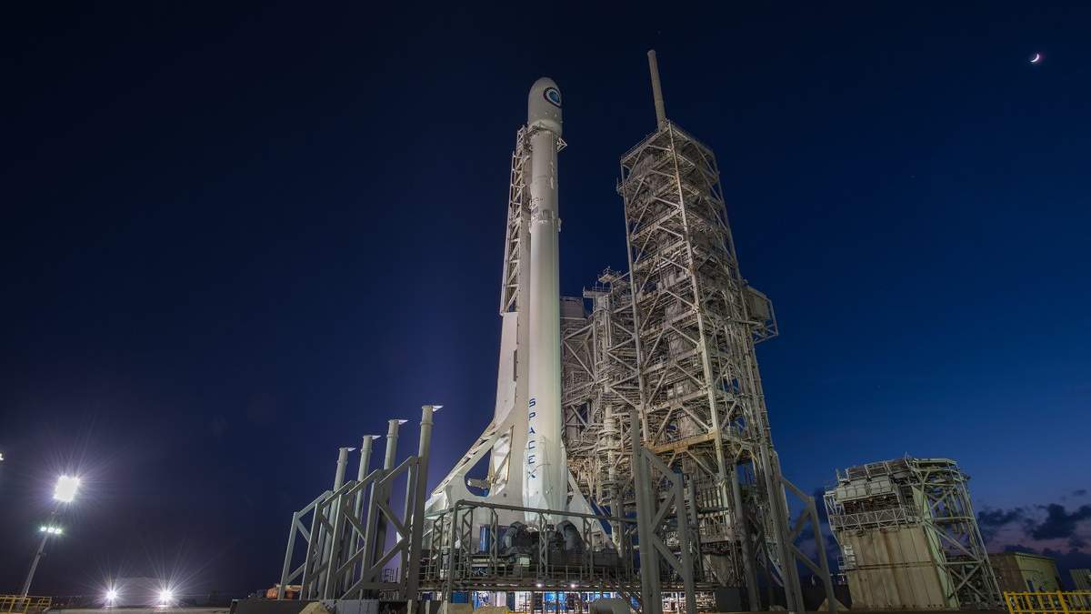 Falcon 9 - фото 1