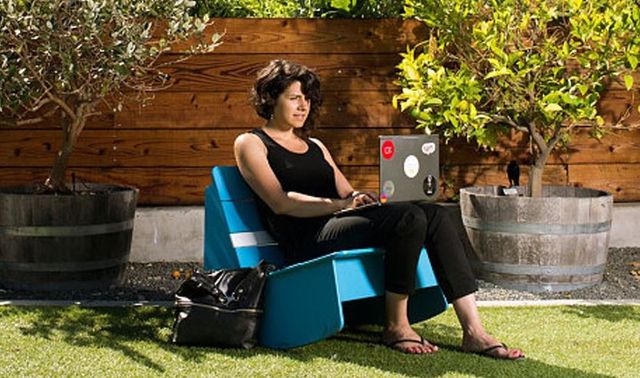 Ця тендітна дівчина – "принцеса безпеки" в Google: яскраві фото - фото 169843