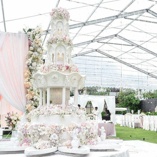 Як виглядають весільні торти в Індонезії: казкові фото - фото 169143