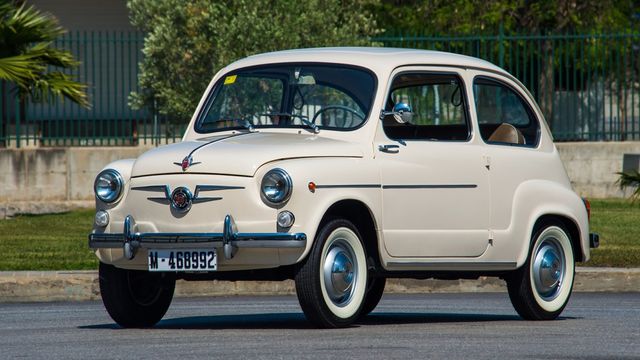 Seat відродить свій ретроавтомобіль - фото 164065