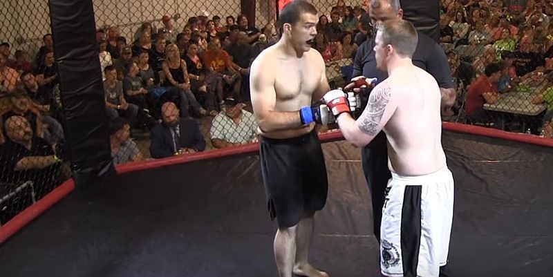 Найшвидший за всю історію: боєць ММА нокаутував суперника за 4 секунди