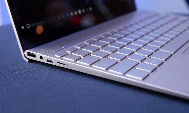 У MacBook Air з'явився новий конкурент - фото 169162