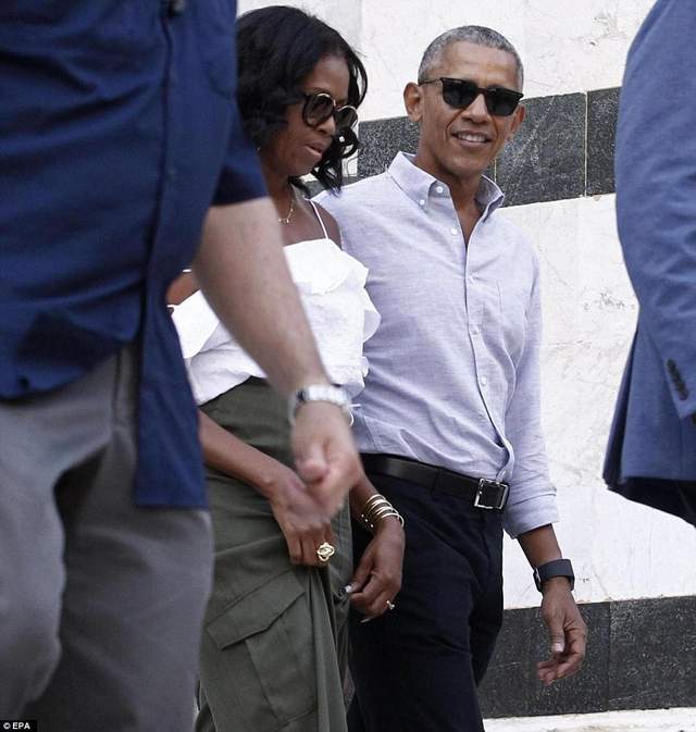 Як Барак і Мішель Обама проводять відпустку в Італії: з'явилися фото - фото 168881
