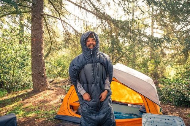 Безпощадна мода: як виглядає куртка, в якій можна спати - фото 166933