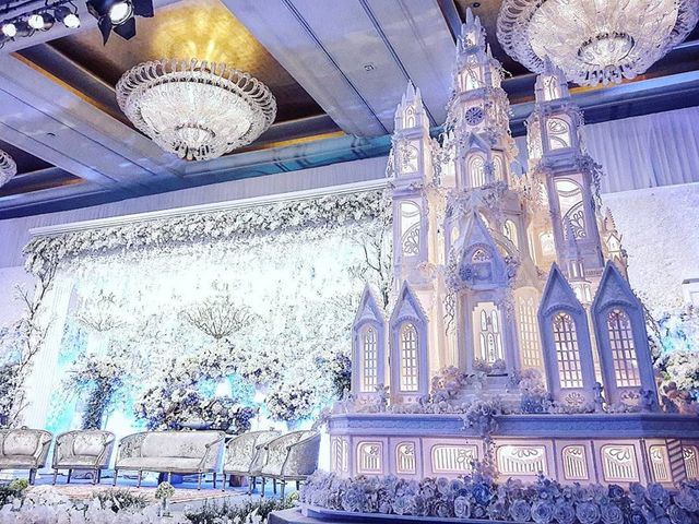 Як виглядають весільні торти в Індонезії: казкові фото - фото 169145