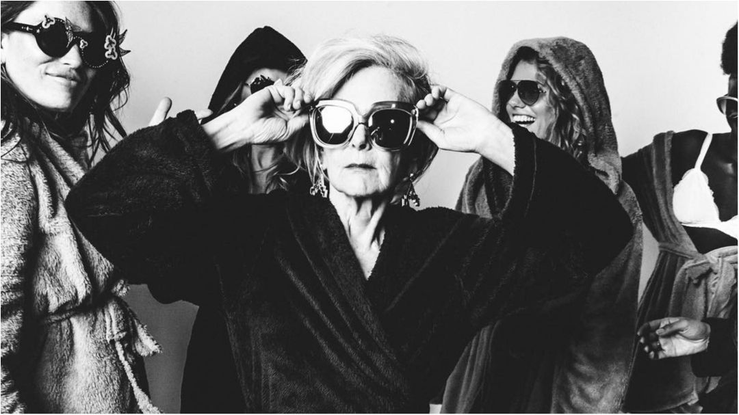 Ікона стилю! 63-річна викладачка стала супермоделлю