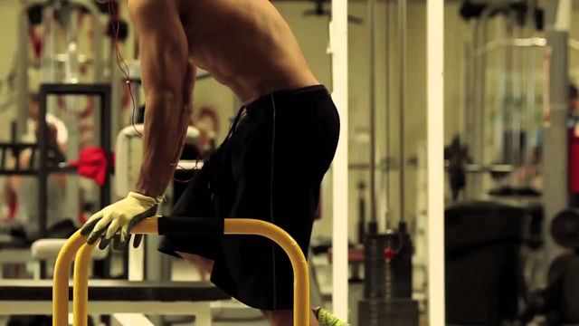 Як накачати потужні грудні м’язи у домашніх умовах? - фото 170423