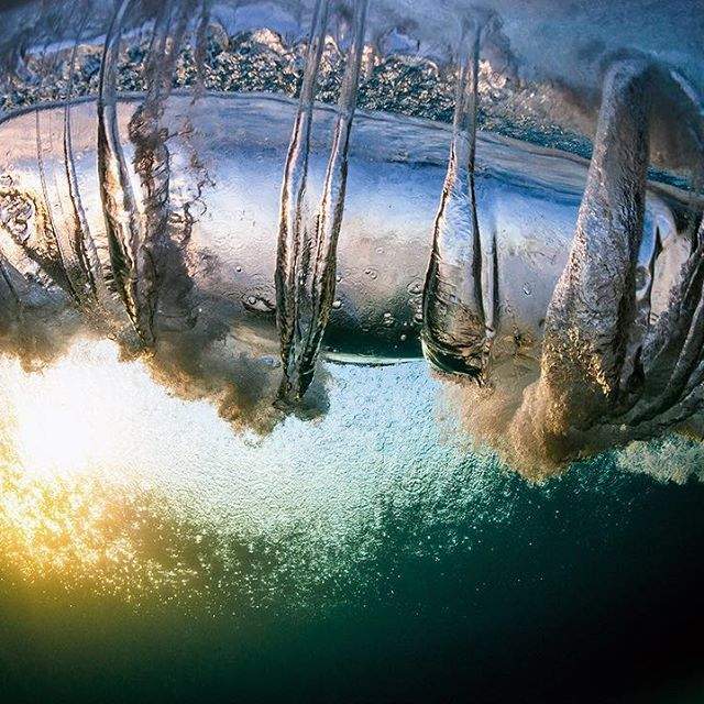Фотограф створює дивовижні знімки морських хвиль - фото 168783
