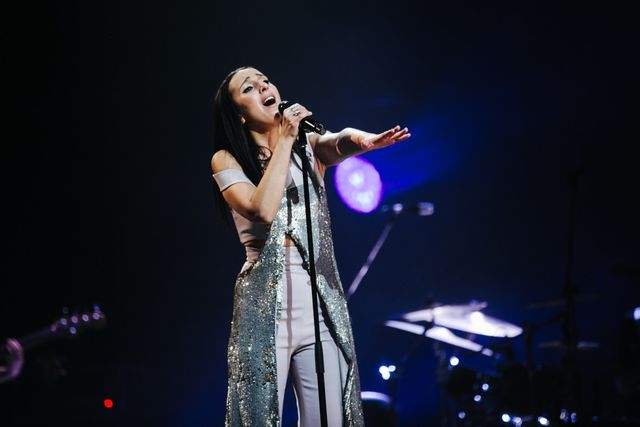 Як пройшов найбільш видовищний концерт Джамали в Києві: фотозвіт - фото 166295