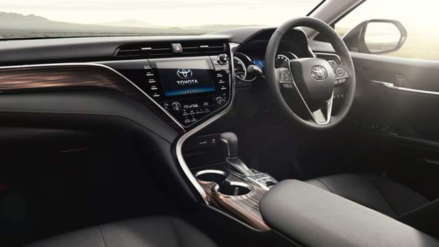 Якою буде Toyota Camry нового покоління? - фото 169987