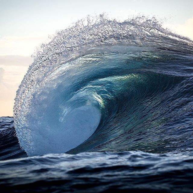 Фотограф створює дивовижні знімки морських хвиль - фото 168782