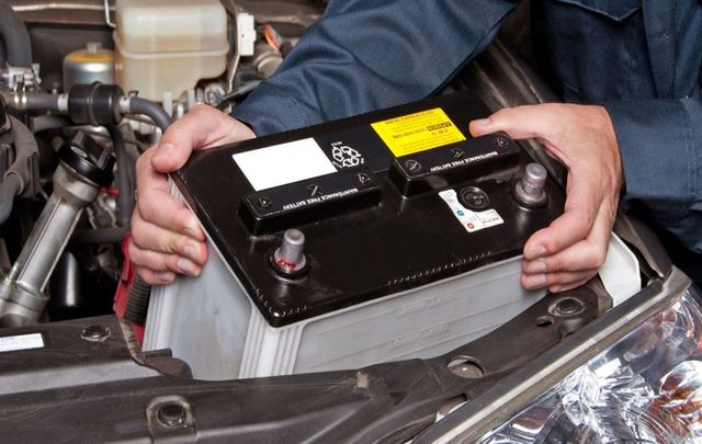 5 автозапчастин, які краще не купувати в офіційних дилерів - фото 166926