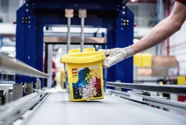 Таємниці виробництва Lego: вражаючі фото - фото 163470