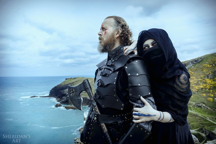 Чоловік влаштував фотосесію в стилі "Гри престолів"