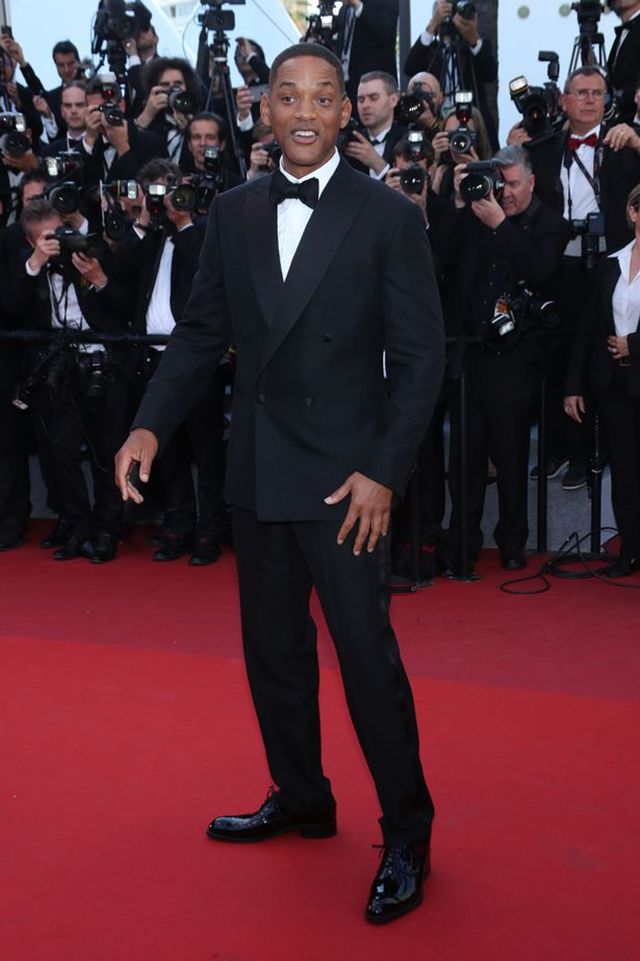 Поцілунок Моніки Беллуччі та відверта Хадід: фото з відкриття Каннського фестивало-2017 - фото 167450